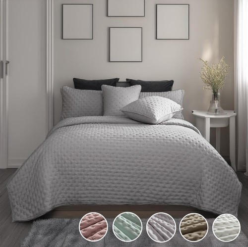 Tagesdecke mit - , 2